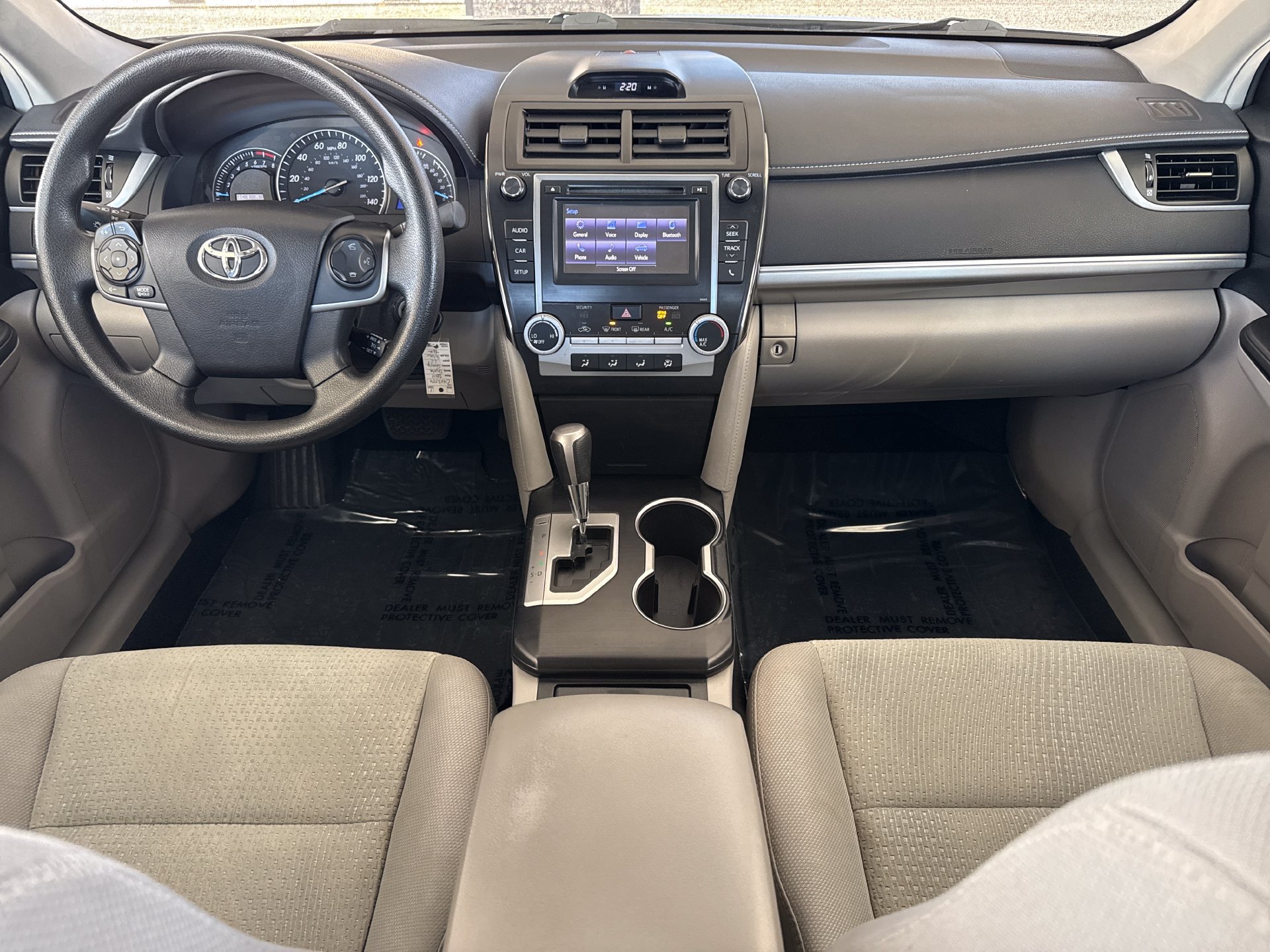 Used 2014 Toyota Camry LE FWD image 14