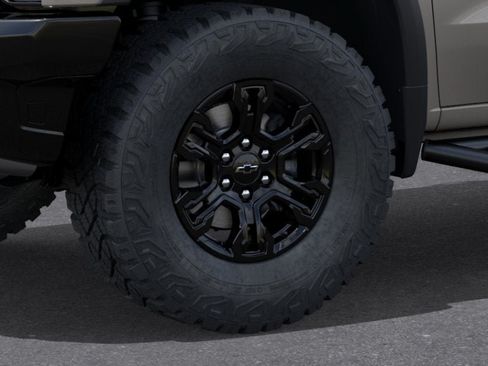 New 2026 Chevrolet Silverado 1500 ZR2 AWD/4WD image 9