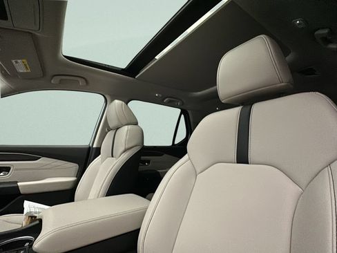 New 2026 Honda Pilot Touring image 12