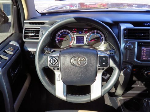 Used 2016 Toyota 4Runner Limited image 26