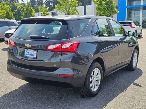 Used 2021 Chevrolet Equinox LS AWD/4WD image 5