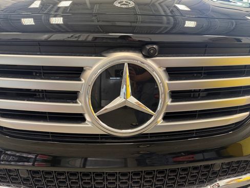 Used 2026 Mercedes-Benz GLB 250 4MATIC image 23