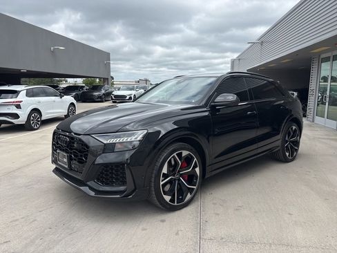 Used 2024 Audi RS Q8 AWD/4WD image 3
