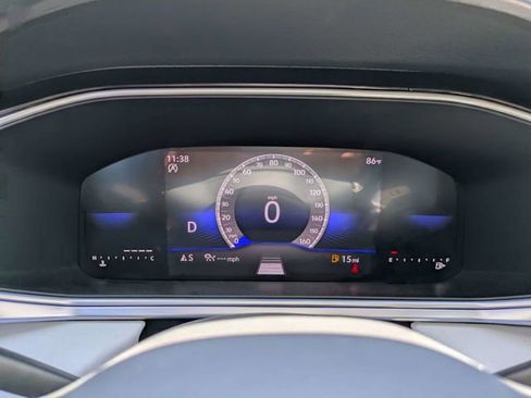 New 2026 Volkswagen Taos SE FWD image 28
