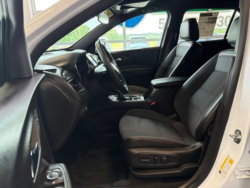 Used 2024 Chevrolet Equinox RS w/ LPO, Floor Liner Package FWD image 17