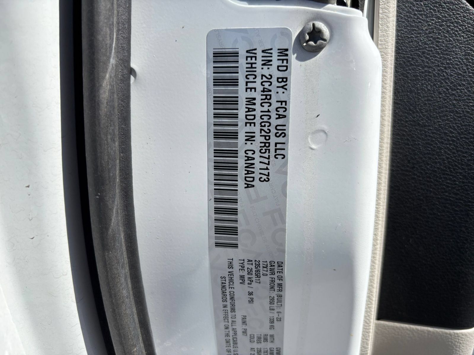 Used 2023 Chrysler Voyager LX FWD image 31