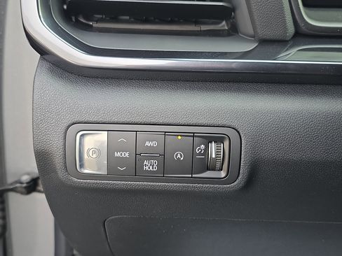 New 2026 GMC Terrain AT4 w/ Convenience Package III image 21