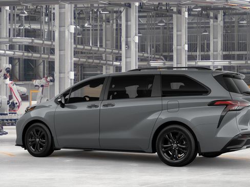 New 2026 Toyota Sienna XSE AWD/4WD image 5
