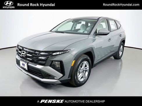 New 2026 Hyundai Tucson SE image 1