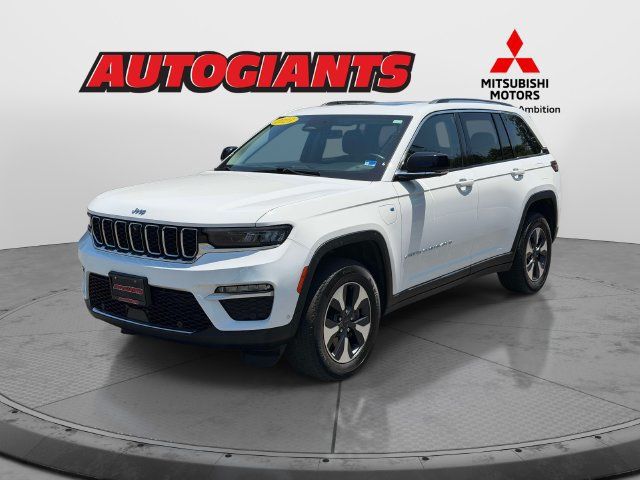 Used 2023 Jeep Grand Cherokee 4WD 4xe w/ Luxury Tech Group II image 8