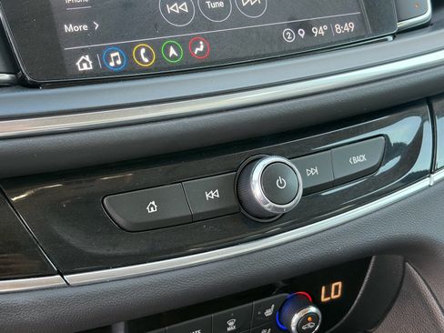 Used 2024 Buick Enclave Avenir w/ Trailering Package, 5000 lbs. FWD image 25