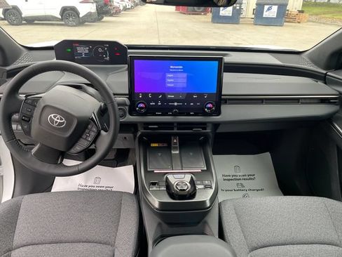 Used 2026 Toyota bZ AWD/4WD image 22