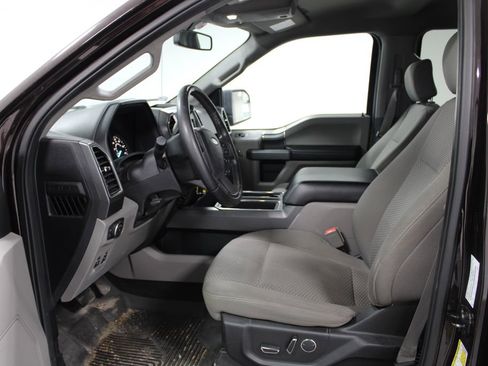 Used 2018 Ford F150 XLT w/ Equipment Group 302A Luxury image 19