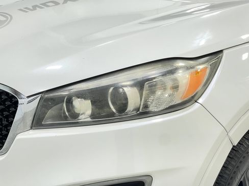 Used 2016 Kia Sorento FWD image 32