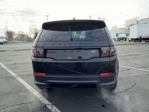 Used 2023 Land Rover Discovery Sport S image 7