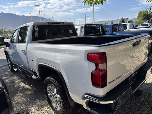 Used 2020 Chevrolet Silverado 2500 LT w/ All Star Edition AWD/4WD image 5