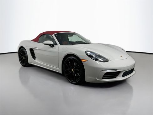 Certified 2024 Porsche 718 Boxster image 9