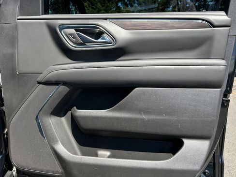 Used 2023 Chevrolet Tahoe LS image 25