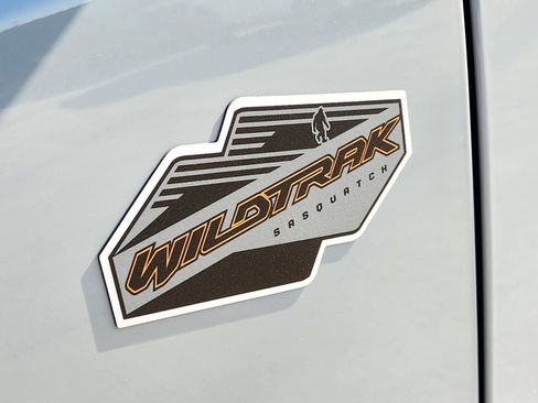 Used 2022 Ford Bronco Wildtrak AWD/4WD image 19