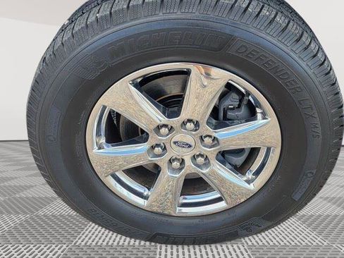 Used 2018 Ford F150 XLT w/ Equipment Group 302A Luxury image 11