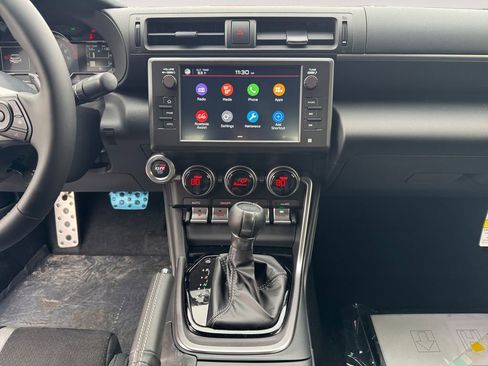 Used 2025 Toyota GR86 Premium image 11