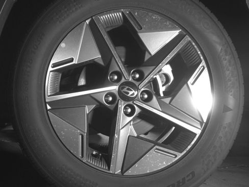Used 2025 Hyundai Tucson SEL FWD image 16