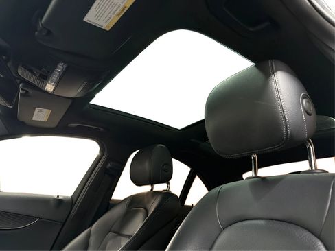 Used 2018 Mercedes-Benz C 300 Sedan w/ Premium Package image 20