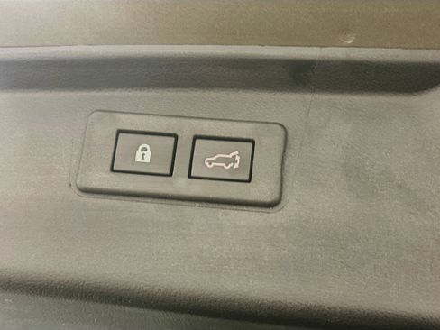 Used 2025 Subaru Outback Onyx Edition AWD/4WD image 31