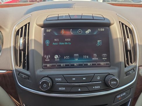 Used 2016 Buick Regal image 25