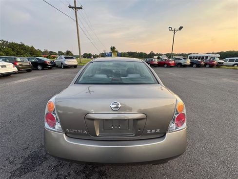 Used 2002 Nissan Altima 2.5 S image 18