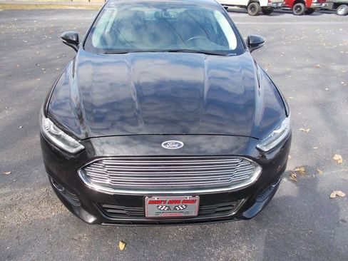 Used 2015 Ford Fusion SE w/ Equipment Group 202A image 9