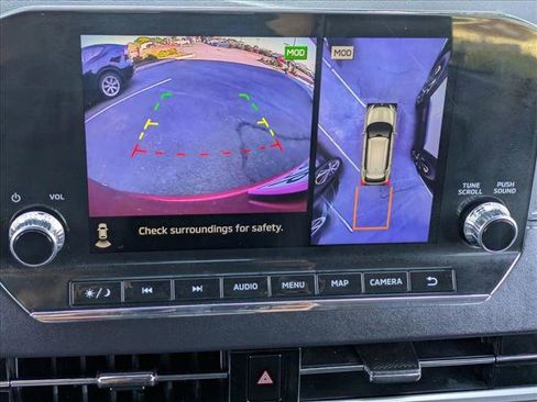 Used 2024 Mitsubishi Outlander SE image 14