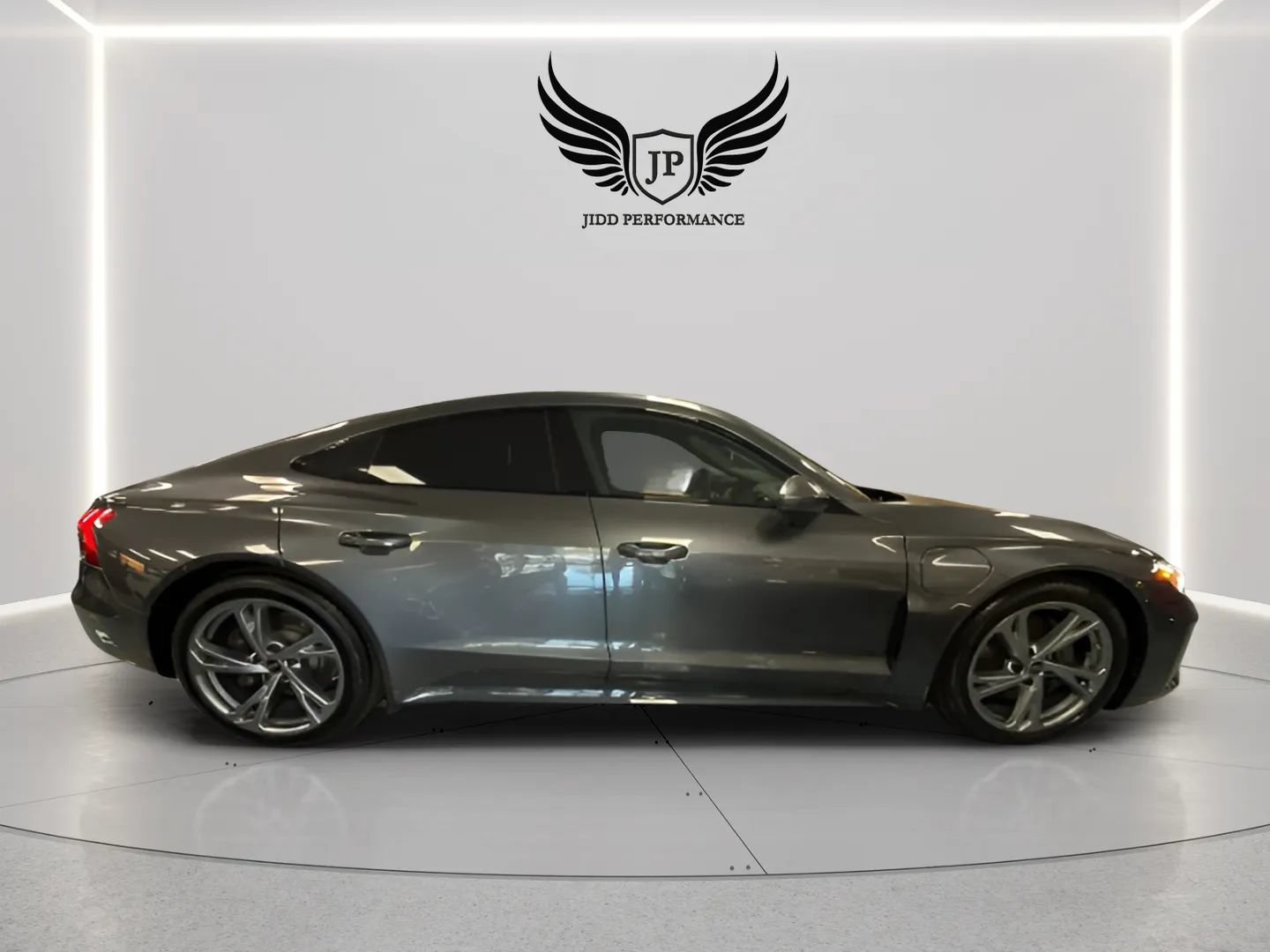 Used 2022 Audi e-tron GT Premium Plus AWD/4WD image 8