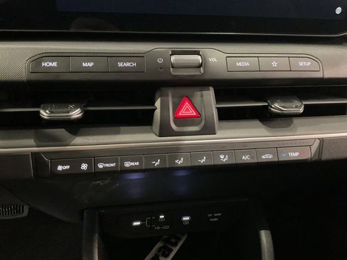 New 2025 Kia K4 FWD image 12