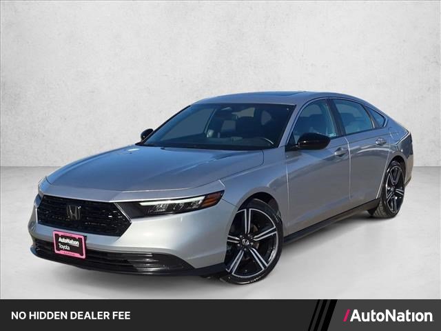 Used 2023 Honda Accord Sport image 1