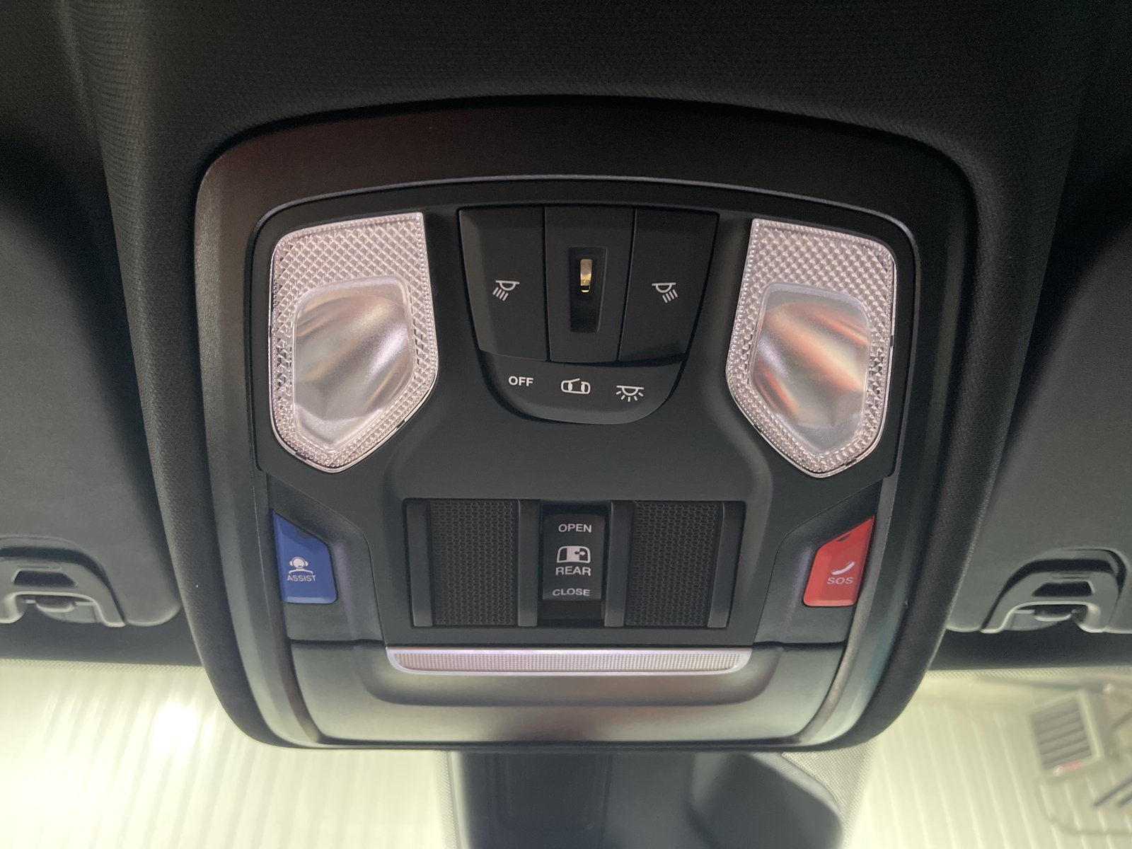 Used 2026 RAM 1500 Warlock AWD/4WD image 21