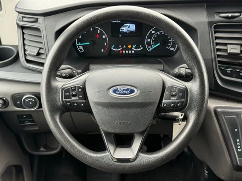 Used 2022 Ford Transit 250 Medium Roof image 22