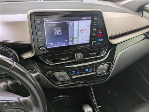 Used 2019 Toyota C-HR Limited FWD image 12