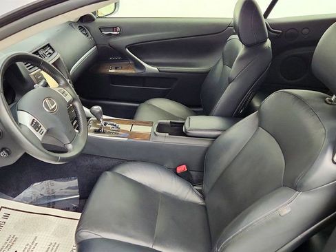 Used 2014 Lexus IS 250C w/ Luxury Package image 25
