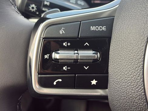 New 2026 Kia Carnival EX FWD image 36