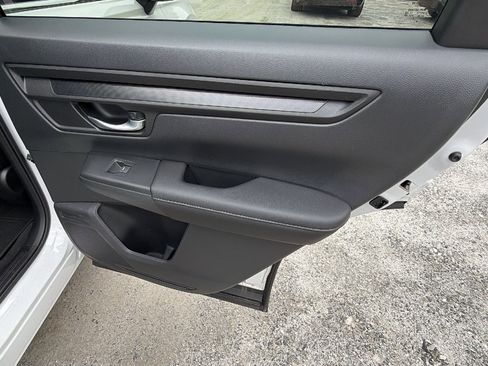 Used 2025 Honda CR-V EX image 20