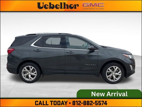 Used 2018 Chevrolet Equinox LT FWD image 3