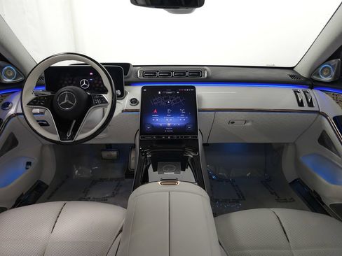Certified 2023 Mercedes-Benz Maybach S 680 4MATIC image 29
