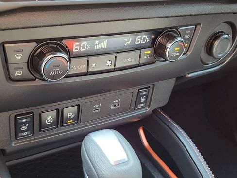 Used 2025 Nissan Frontier Pro-X w/ Pro Convenience Package RWD image 27