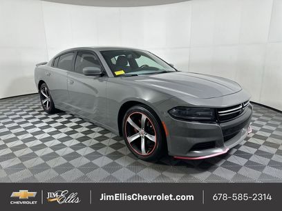 Used 2017 Dodge Charger SE
