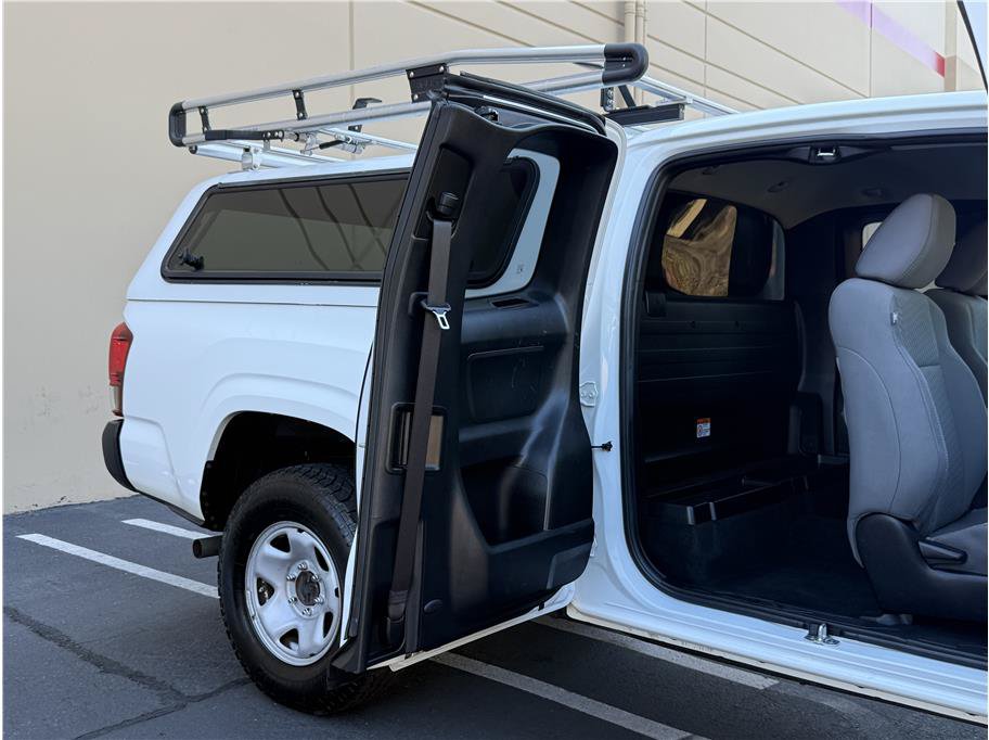 Used 2022 Toyota Tacoma SR RWD image 20
