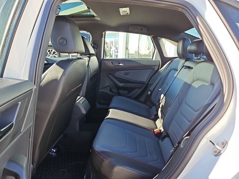 New 2026 Volkswagen Jetta GLI Autobahn FWD image 9