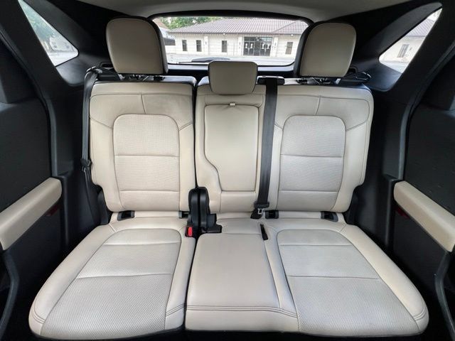 Used 2020 Ford Escape Titanium AWD/4WD image 23