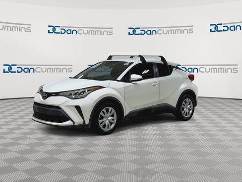 Used 2020 Toyota C-HR LE FWD image 4
