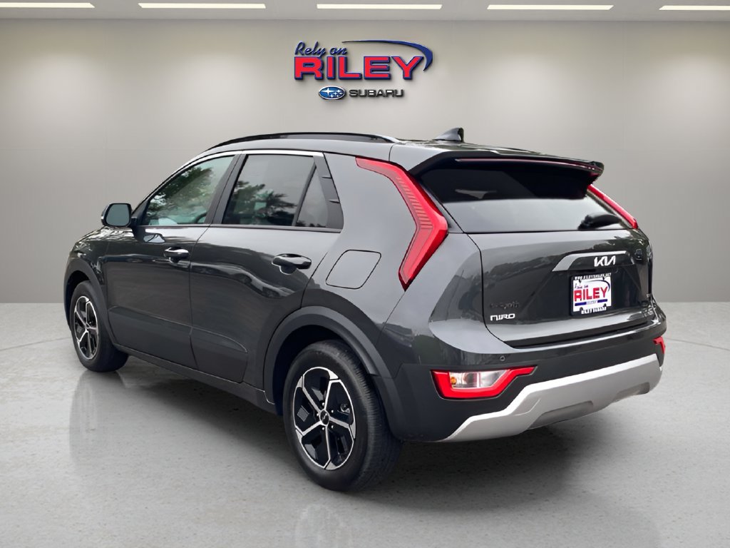 Used 2026 Kia Niro EX FWD image 5